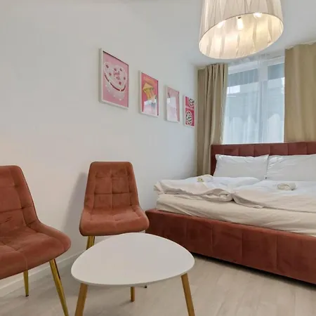 Apartment Lam Pink - Jacuzzi - Ac - Ps4 Bratislava