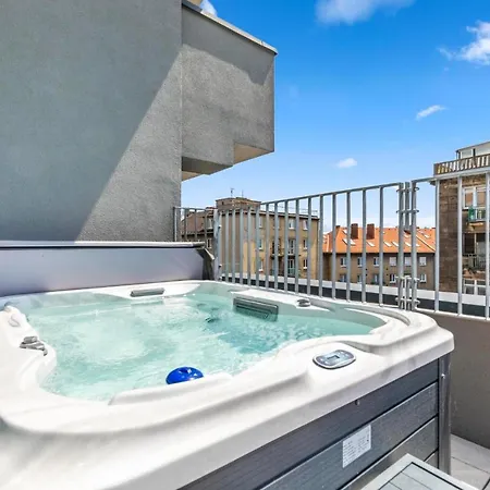 Apartament Lam Pink - Jacuzzi - Ac - Ps4