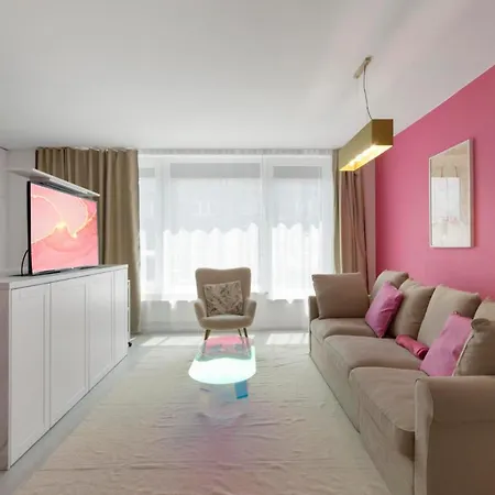 Apartmán Lam Pink - Jacuzzi - Ac - Ps4 Bratislava